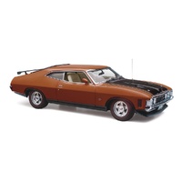 Ford XA Falcon RPO83 Coupe Walnut Glow 1/18 18856